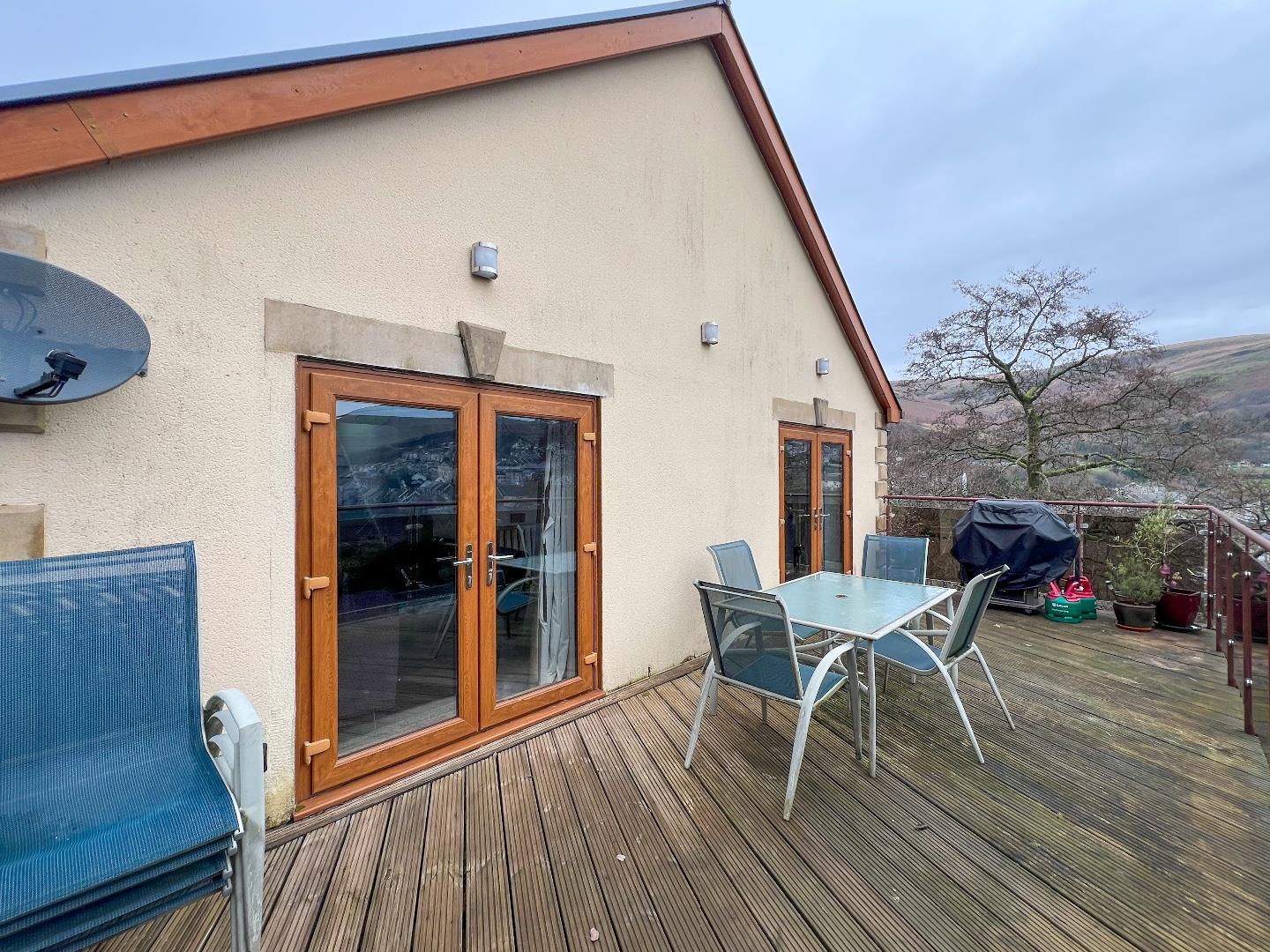 Garreg Road, Pontycymer, Bridgend County Borough, CF32 8EL